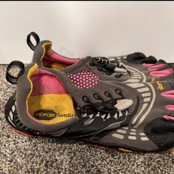 Women’s Five Finger Vibram Shoes Pink Size 39 - Picture 5 of 5